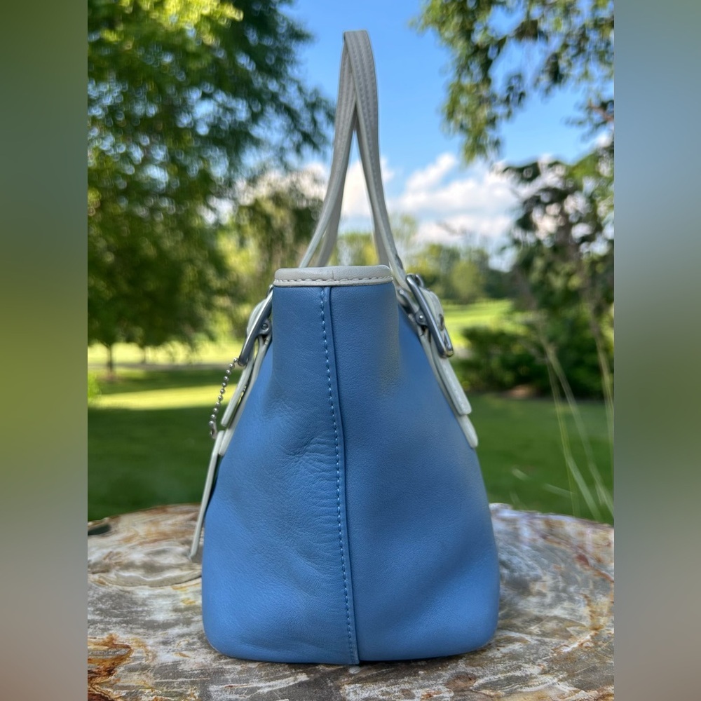Vintage COACH Legacy Small Market Tote Blue and White 9846 - Picture 12 of 17